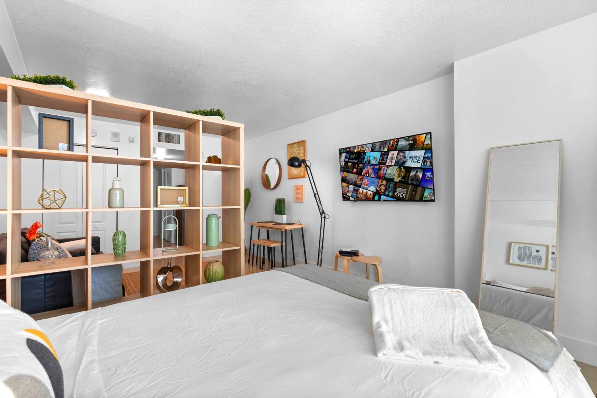 Apartment Beautiful W Breathtaking Views! *